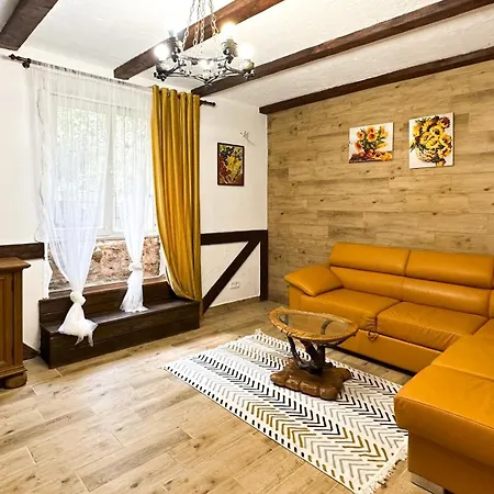Golden King Old Town Apartments Lviv Exterior photo