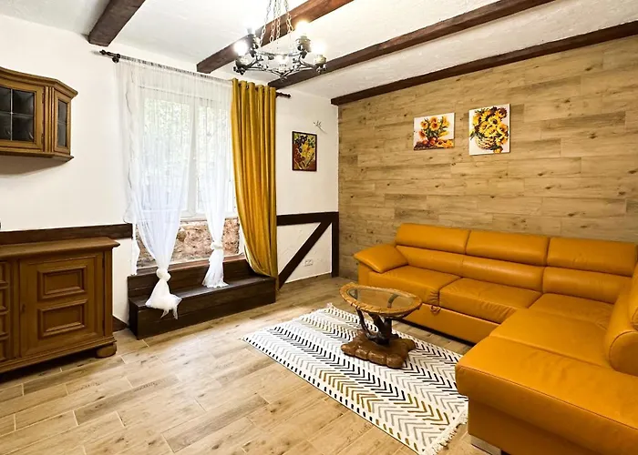 Golden King Old Town Apartments