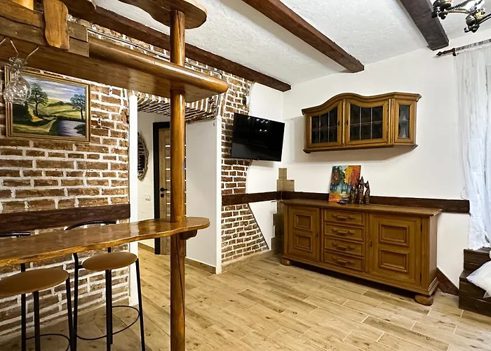 Golden King Old Town Apartments