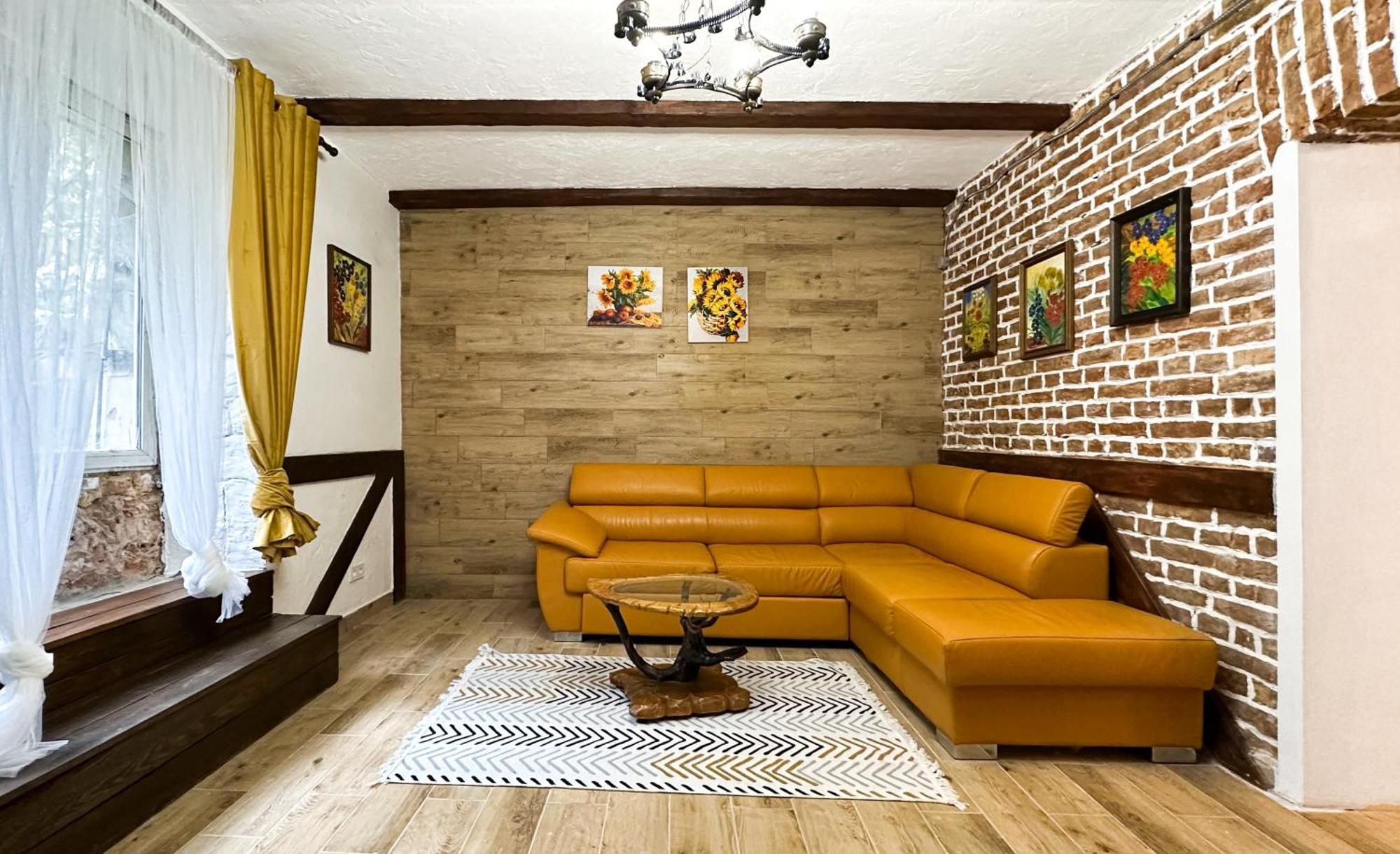 Apartment Golden King Old Town Lviv